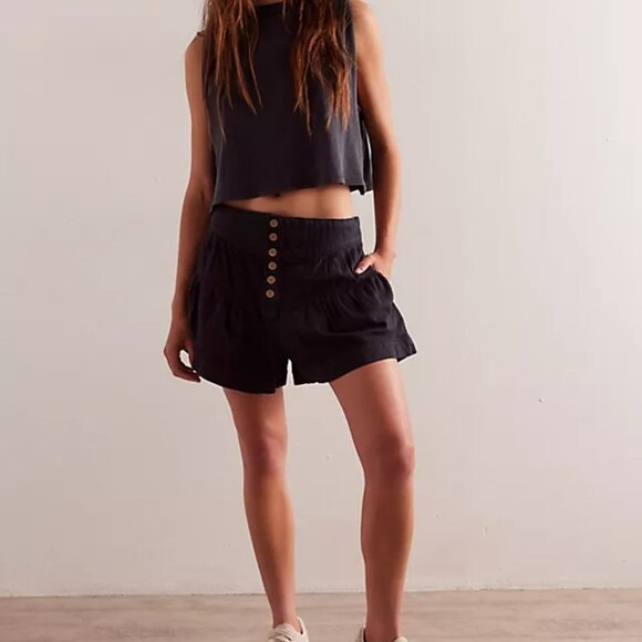 We The Free Fleur Denim Shorts Color Black - Picture 4 of 5